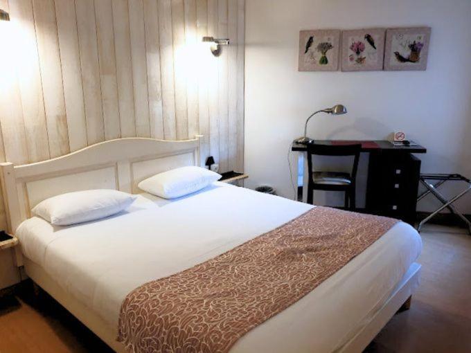 Au P'Tit Creux Des Landes Hotel Ychoux Buitenkant foto